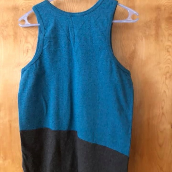 Boys Volcom Tank sz. L - Picture 2 of 2